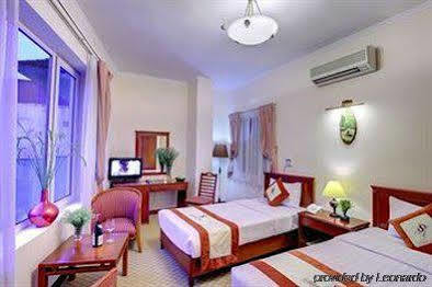 Rock Hanoi